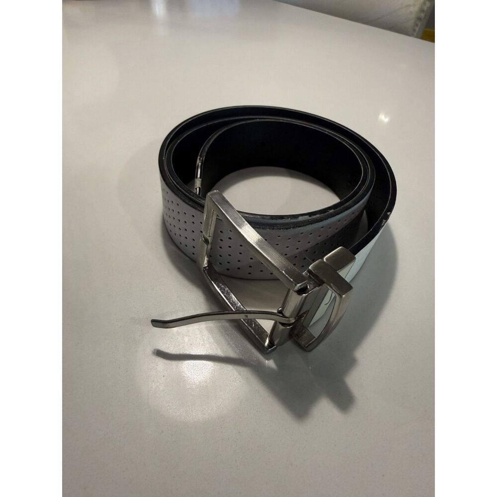 Nike Golf Belt White Black Perforated Swoosh Buckle Men's Size34